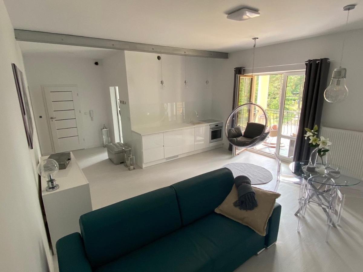 Przytulny Apartament Z Kominkiem Przy Jeziorze Borne Sulinowo Bagian luar foto