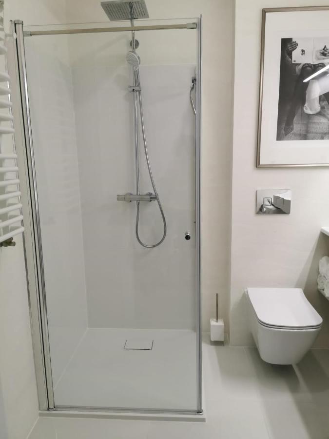 Przytulny Apartament Z Kominkiem Przy Jeziorze Borne Sulinowo Bagian luar foto