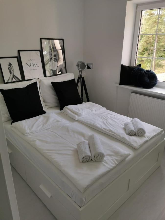 Przytulny Apartament Z Kominkiem Przy Jeziorze Borne Sulinowo Bagian luar foto