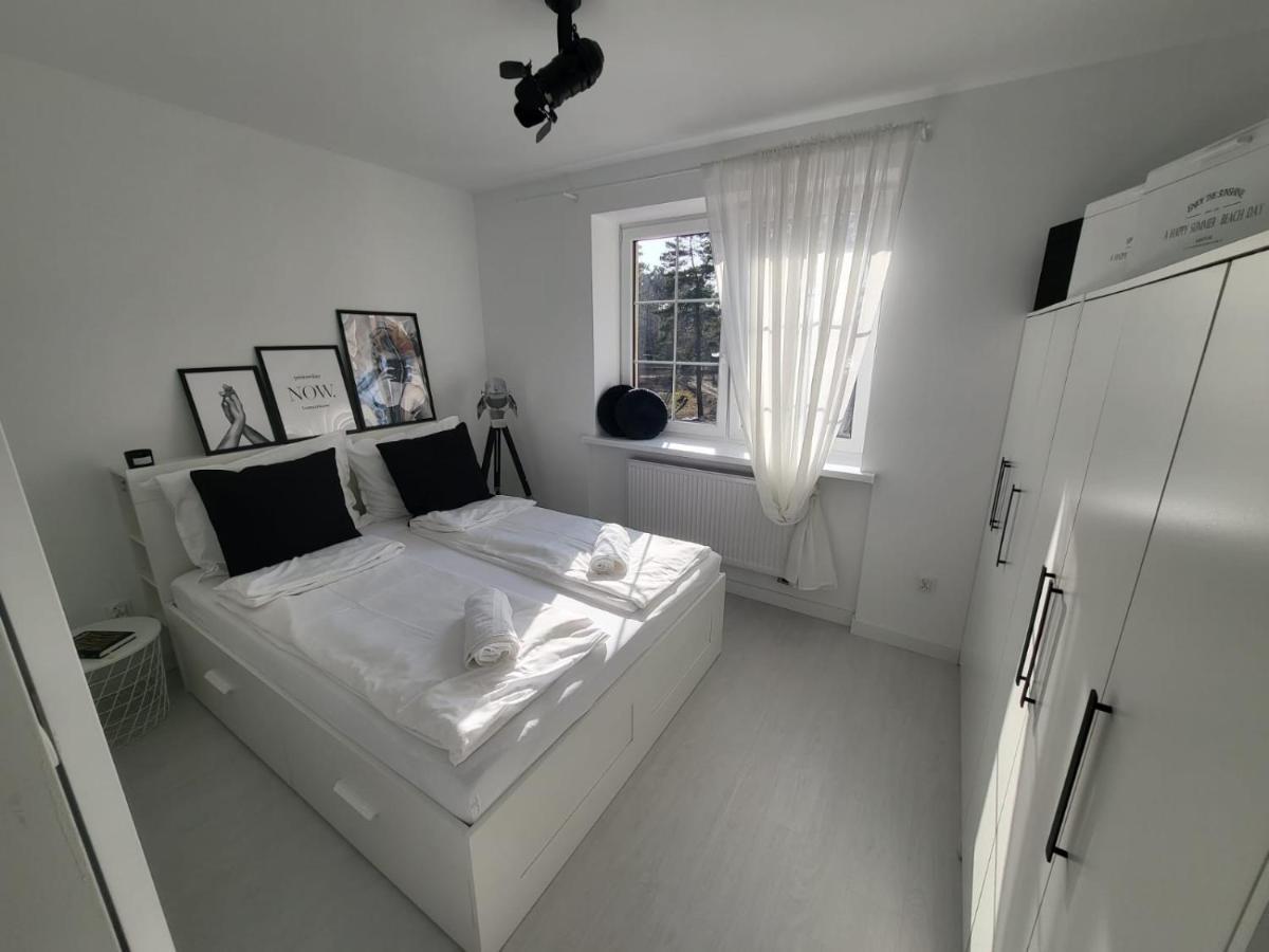 Przytulny Apartament Z Kominkiem Przy Jeziorze Borne Sulinowo Bagian luar foto