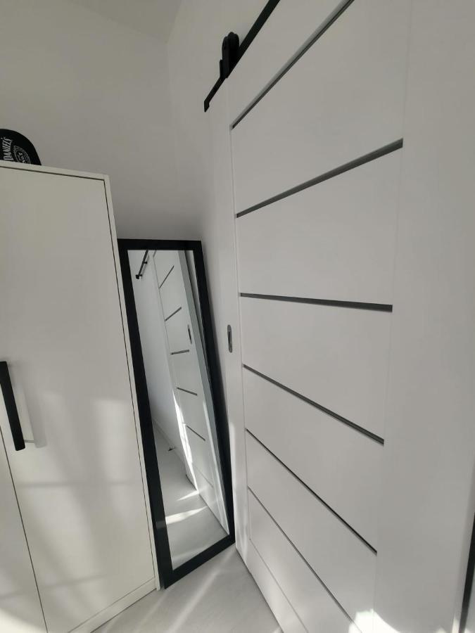 Przytulny Apartament Z Kominkiem Przy Jeziorze Borne Sulinowo Bagian luar foto